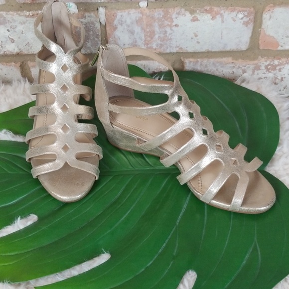 Gold Zip Up Roman Look Wedges - Picture 1 of 6